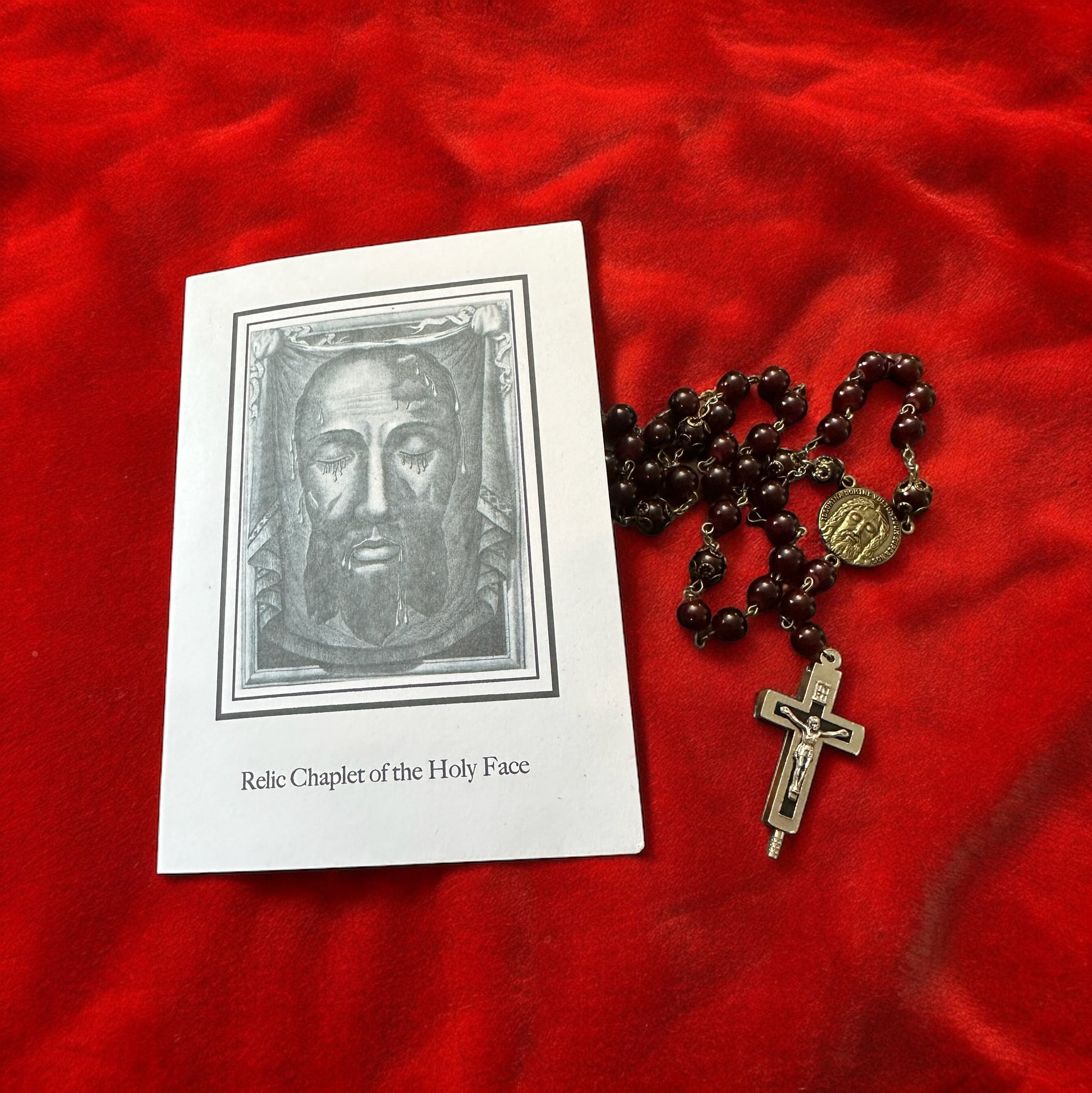 Holy Face chaplet and holy face medal 
